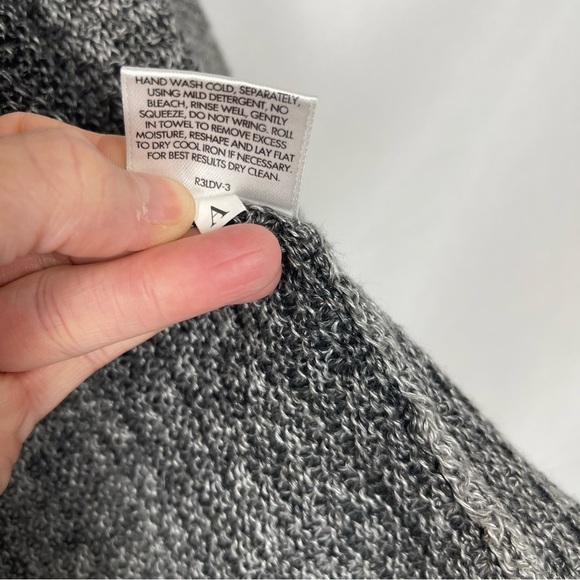 Eileen Fisher 100% Linen Gray Open Front Sweater size Small *B0039 - Picture 5 of 6